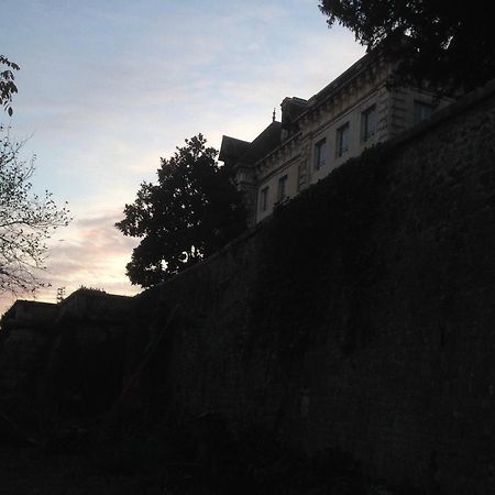 Chateau De Chasseneuil Sur Bonnieure Exterior foto